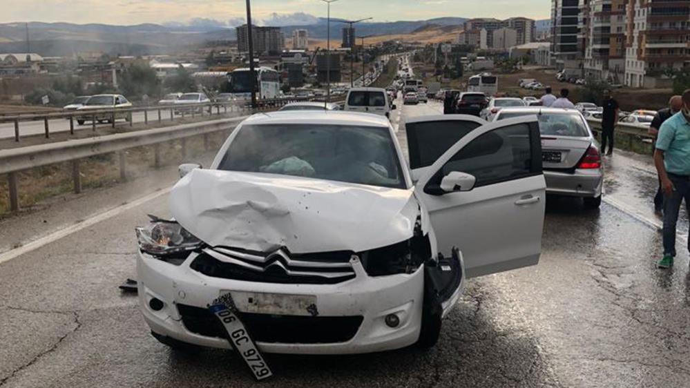 Kırıkkale’de,  trafik kazası 2 yaralı
